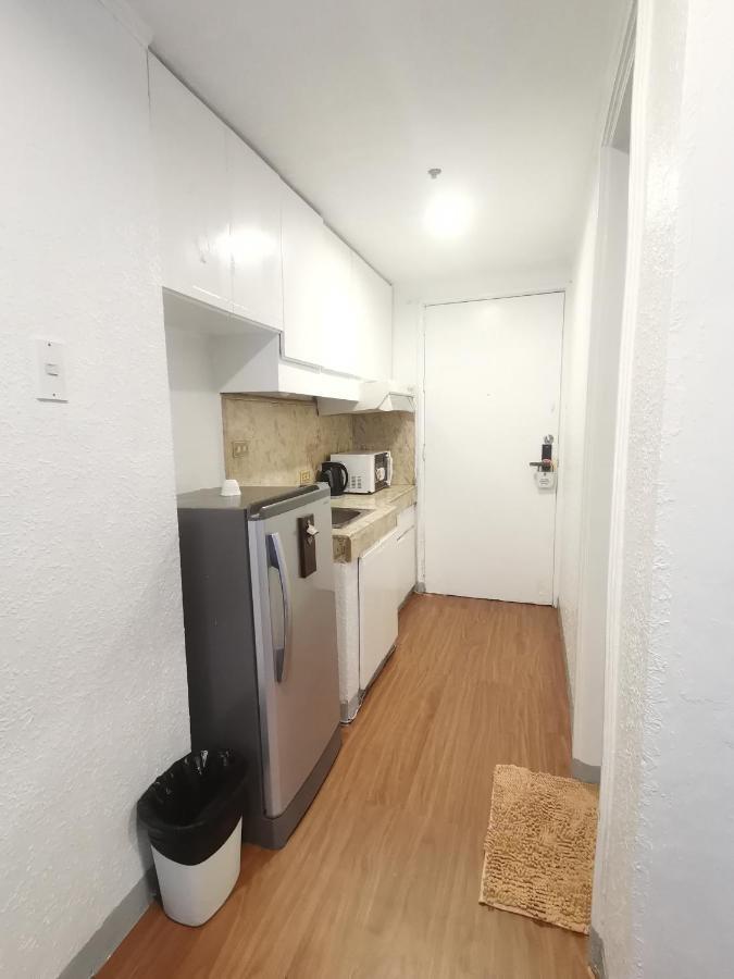 马卡蒂Warm Makati公寓式酒店 外观 照片